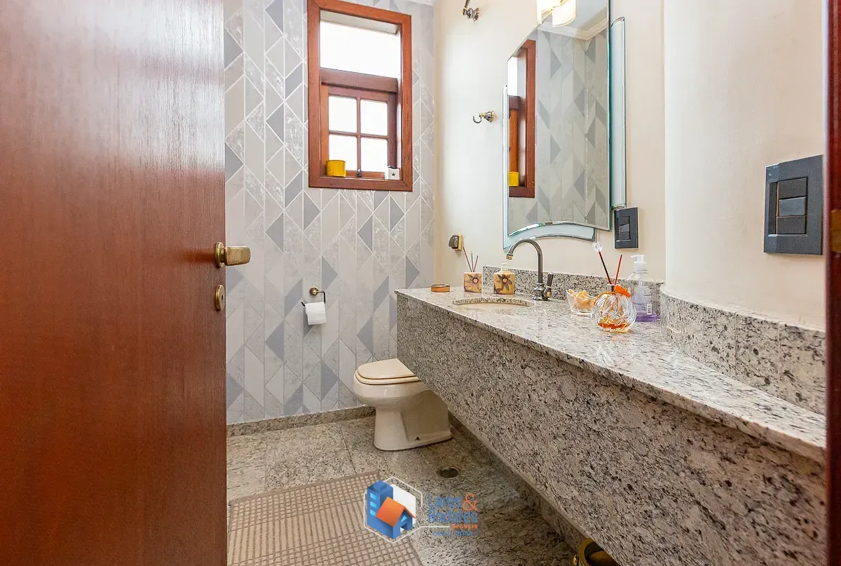 Imagem Casa no condomínio Residencial Morumbi para venda com 5 quartos, sendo 3 suítes, 425m²