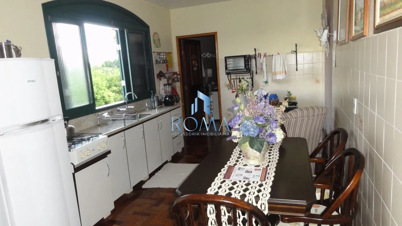 Imagem Casa 5 dormitórios à venda Diácono João Luiz Pozzobon Santa Maria/RS
