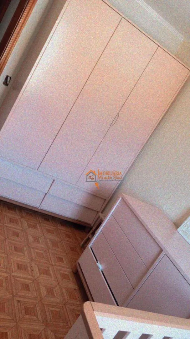 Imagem Sobrado com 3 dormitórios à venda, 190 m² por R$ 689.000,00 - Jardim Munhoz - Guarulhos/SP