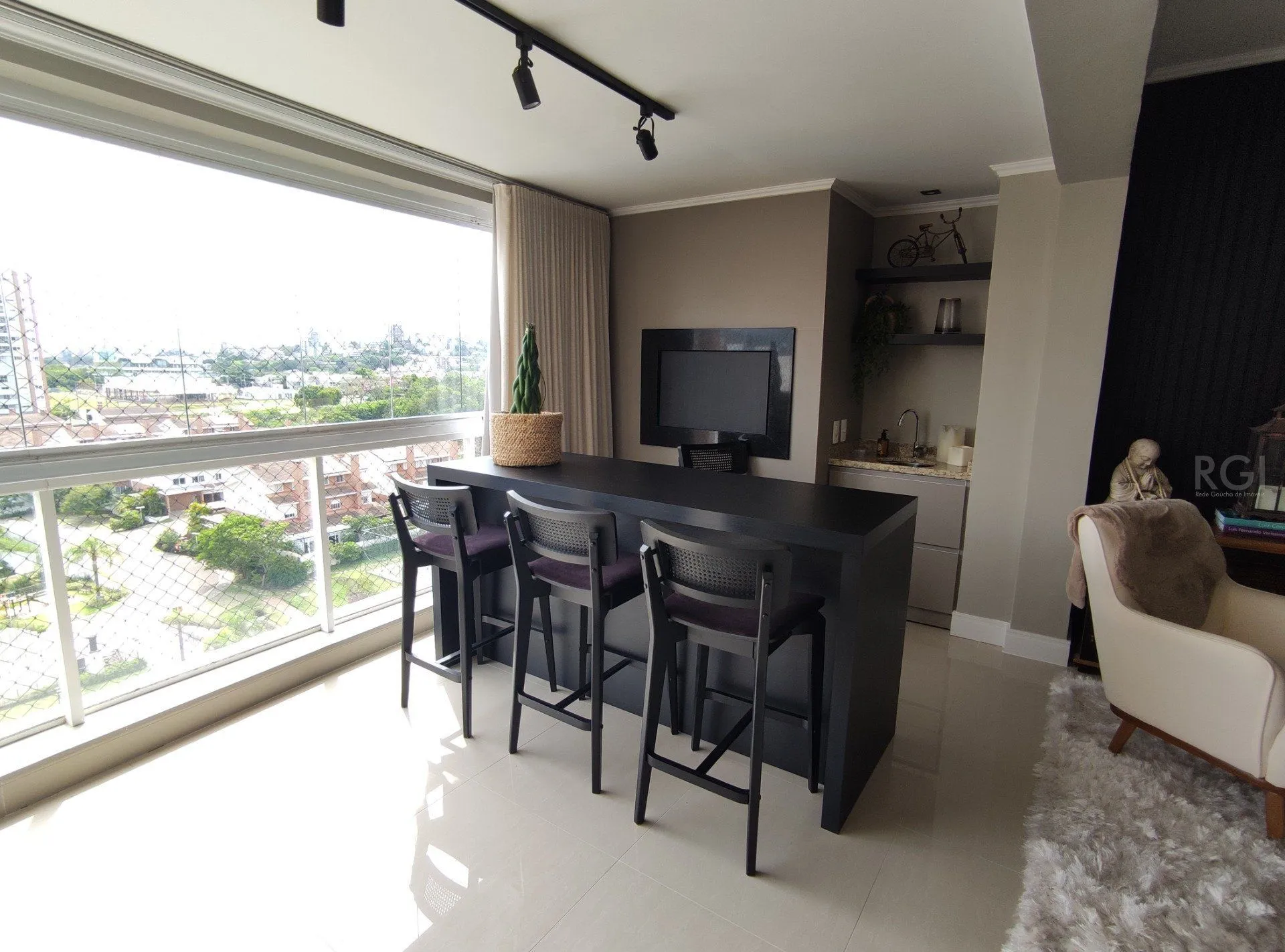 Imagem Apartamento para Venda - 162.53m², 3 dormitórios, sendo 3 suites, 2 vagas - Jardim Do Salso