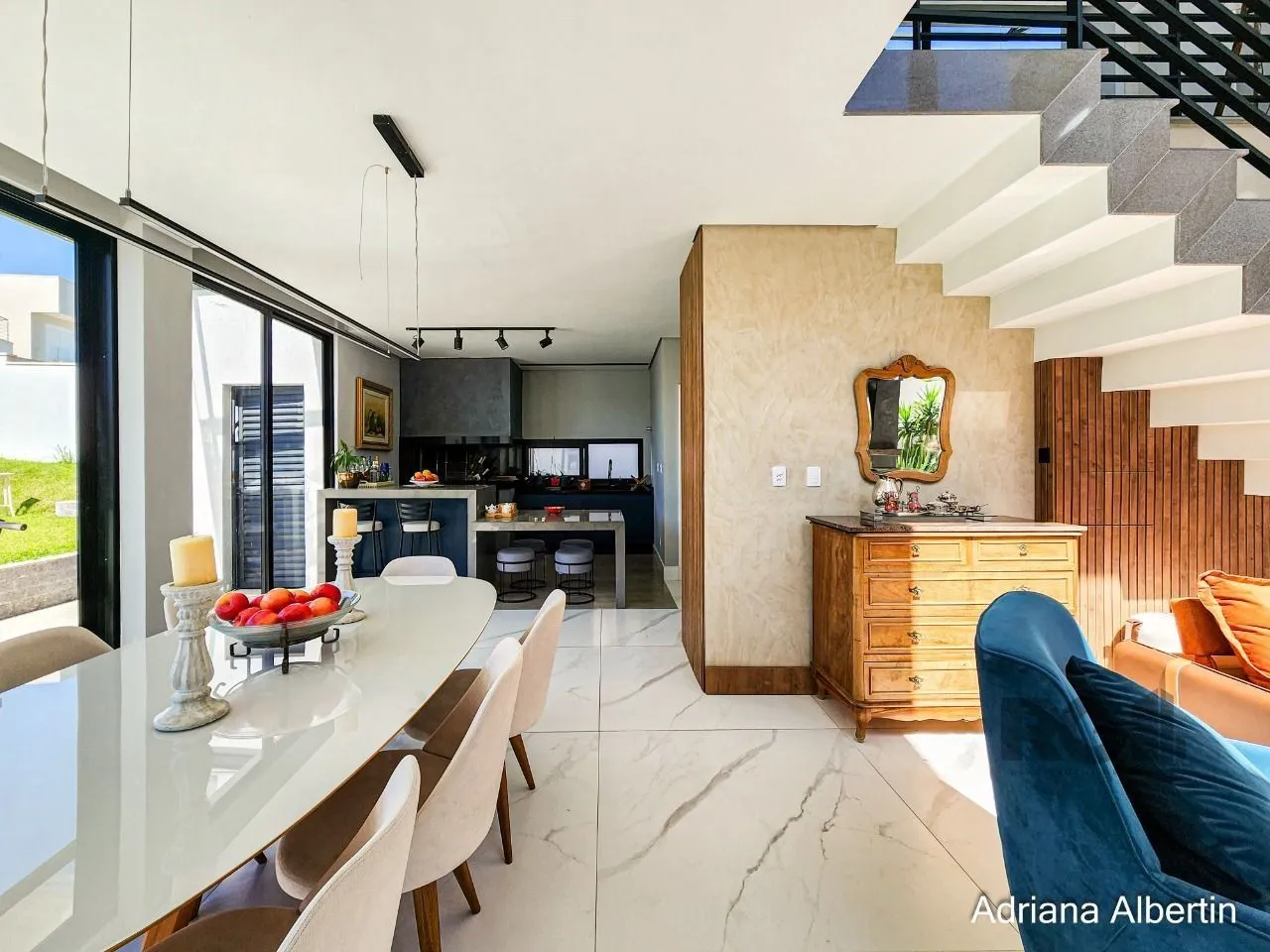 Imagem Casa com 4 suites - Condominio Fechado