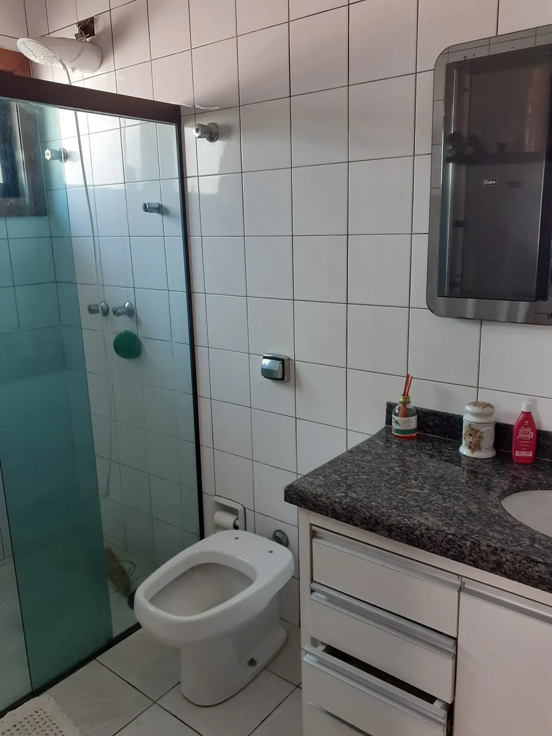 Imagem Casa à venda 3 Quartos, 2 Suites, 3 Vagas, 348M², Parque São Domingos, Pindamonhangaba - SP