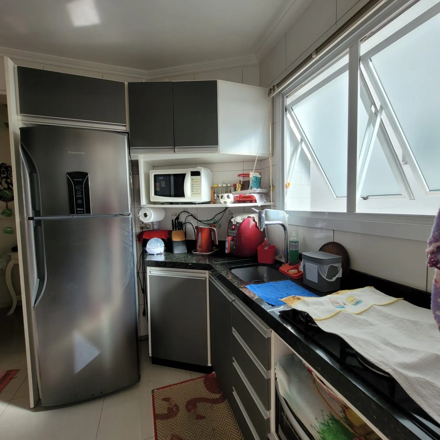 Imagem Apartamento com terraço, sacada, churrasqueira, 1 dor no Centro de Tramandaí