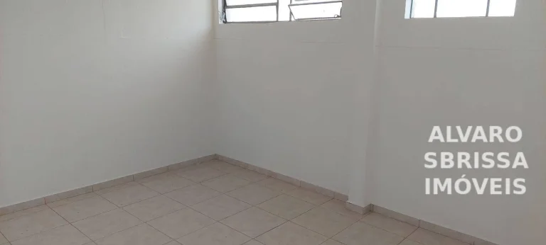 Imagem Galpão comercial com 700 m2 mais 200 m2 no subsolo para locação no B São Luíz em Itu SP localização perfeita para comércios em geral ou igrejas
