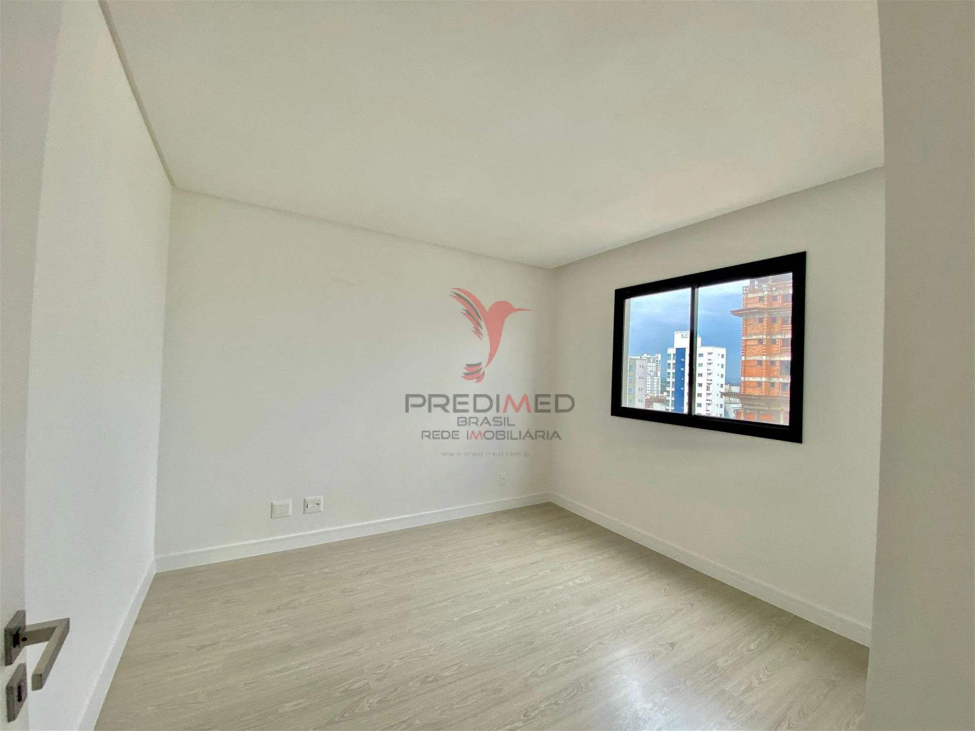 Imagem Localização ótima para você sair do seu apartamento e ir caminhar com a família