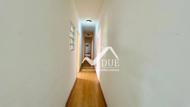 Imagem Casa com 3 dormitórios à venda, 142 m² por R$ 800.000,00 - Encruzilhada - Santos/SP