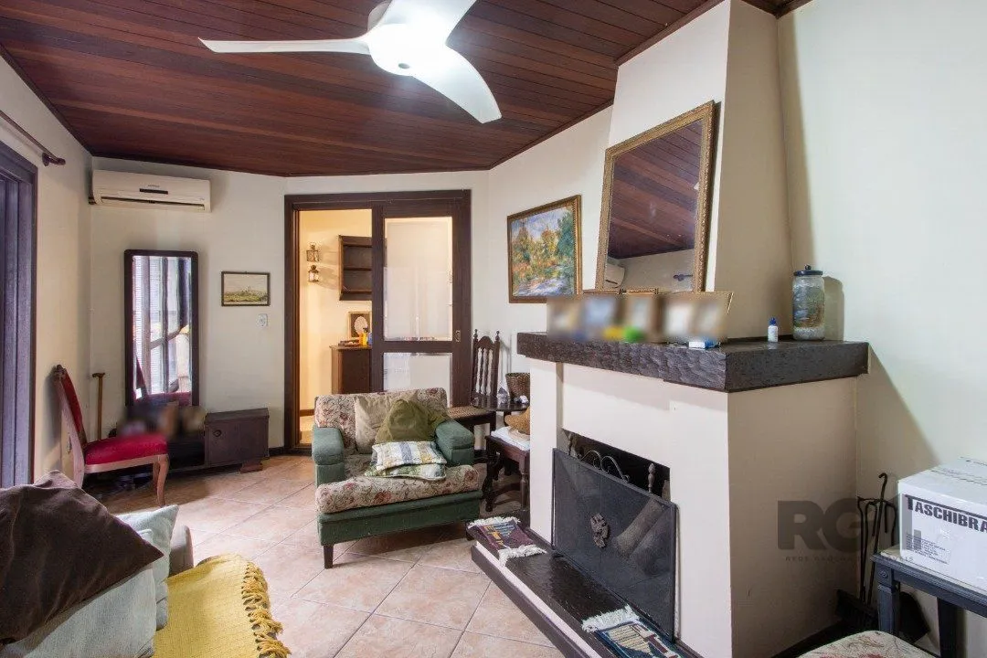Imagem Casa para Venda - 200m², 3 dormitórios, sendo 1 suites, 3 vagas - Jardim Verde