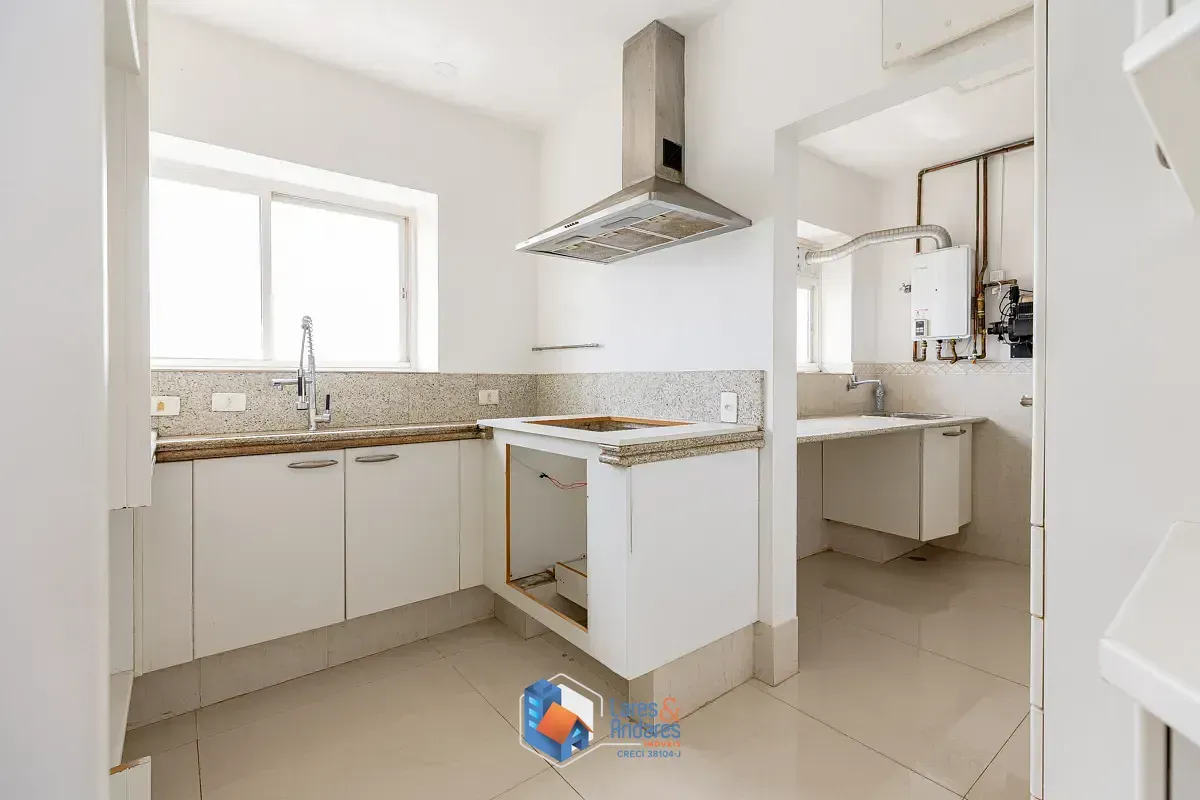 Imagem Triplex para venda em Vila Suzana com 4 quartos, sendo 4 suítes, 347m²