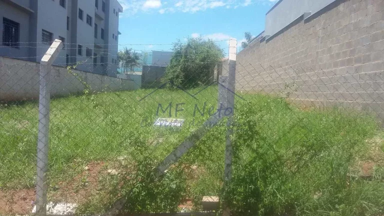 Imagem Terreno Padrão