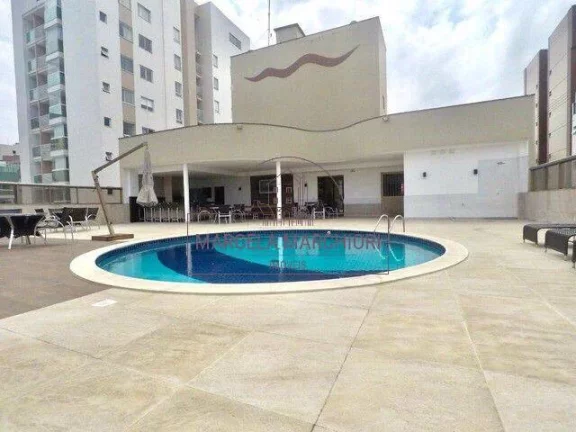 Imagem Apartamento 04 qtos, 02 suítes, com 218m², quadra do mar, Itapuã