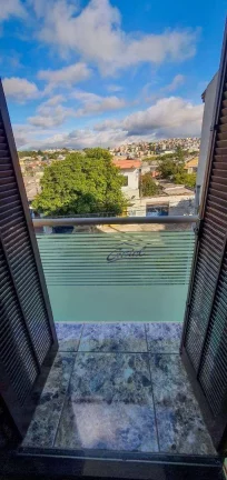 Imagem Excelente Sobrado em Ferraz de Vasconcelos!