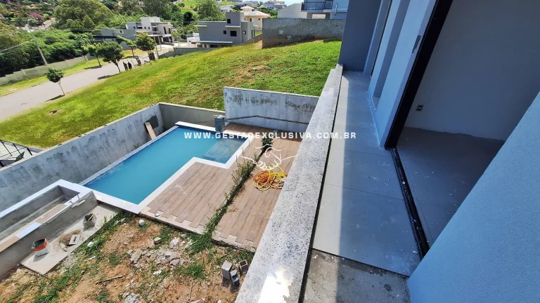 Foto do imóvel CASA EM CONDOMÍNIO 4 DORM 266m² CONSTRUÍDO