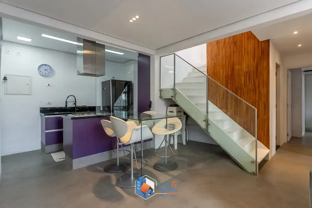 Foto do imóvel Cobertura para venda em Vila Mariana com 2 quartos, sendo 1 suíte, 138m² em Rua Dona Brígida