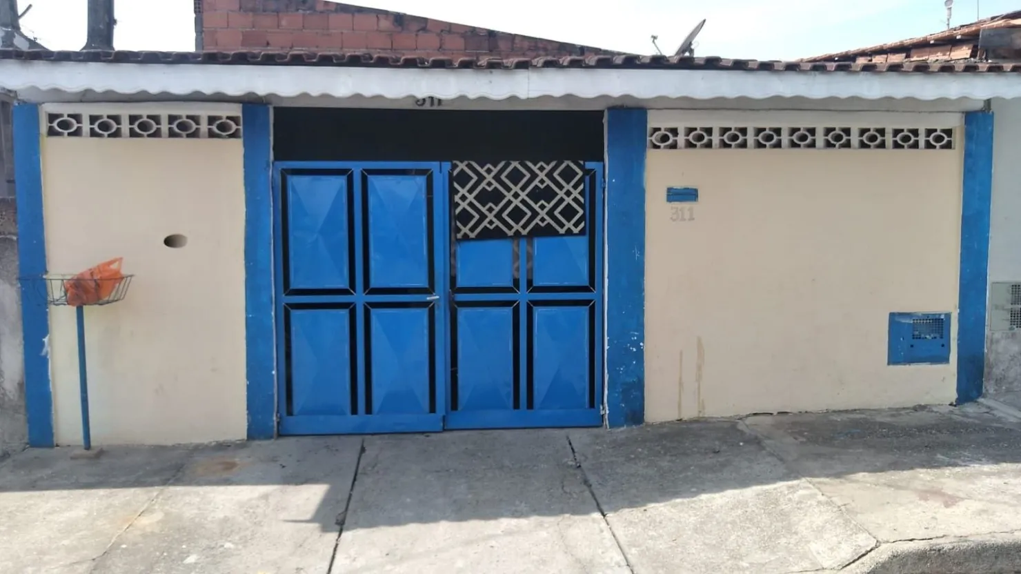 Imagem Casa à venda 3 Quartos, 1 Vaga, 70M², Castolira, Pindamonhangaba - SP