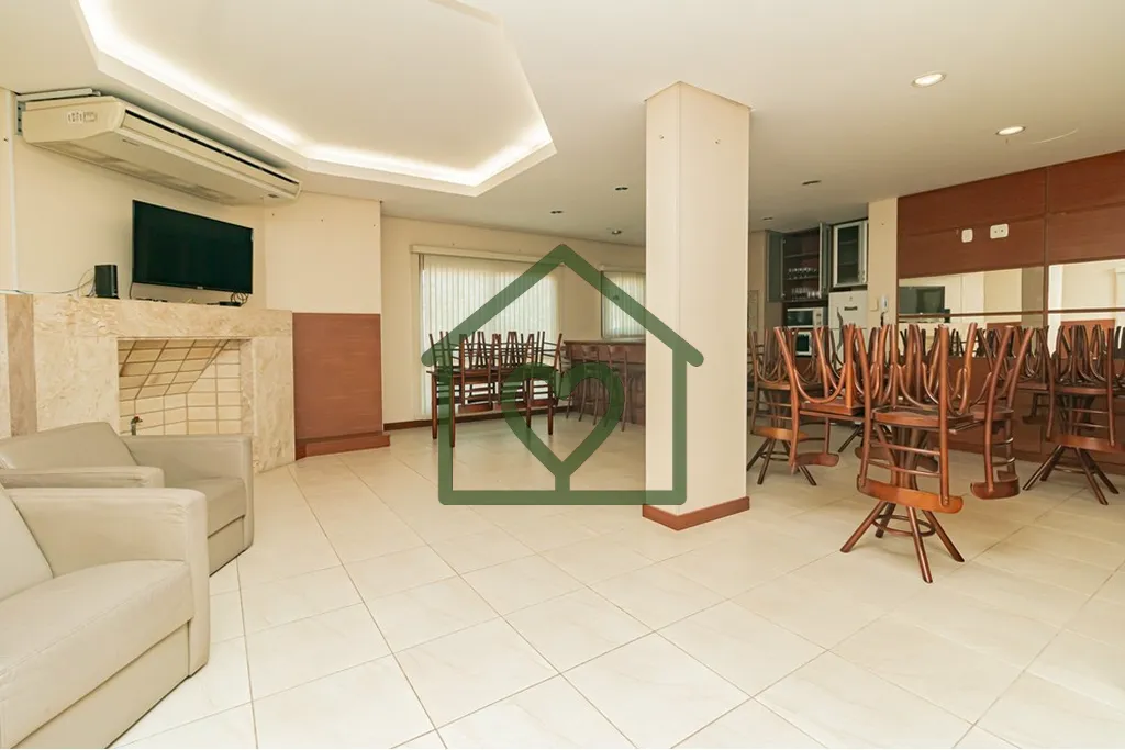 Imagem APARTAMENTO DE 87m² COM 3 DORMITÓRIOS (1 SUÍTE), BANHEIRO SOCIAL, SALA COM LAREIRA, COZINHA COM C...
