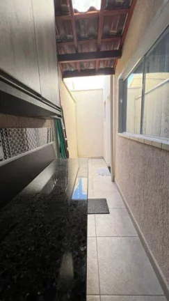 Imagem Sobrado com 3 dormitórios à venda, 84 m² por R$ 468.000,00 - Caiçara - Praia Grande/SP