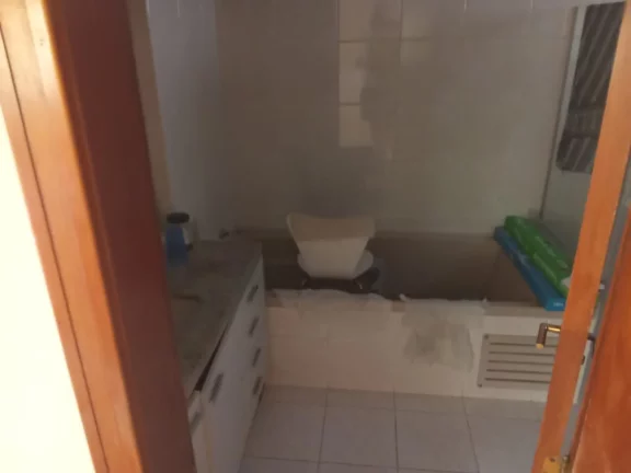 Imagem Oportunidade Apartamento 3 quartos 180m² próximo ao Shopping Curitiba