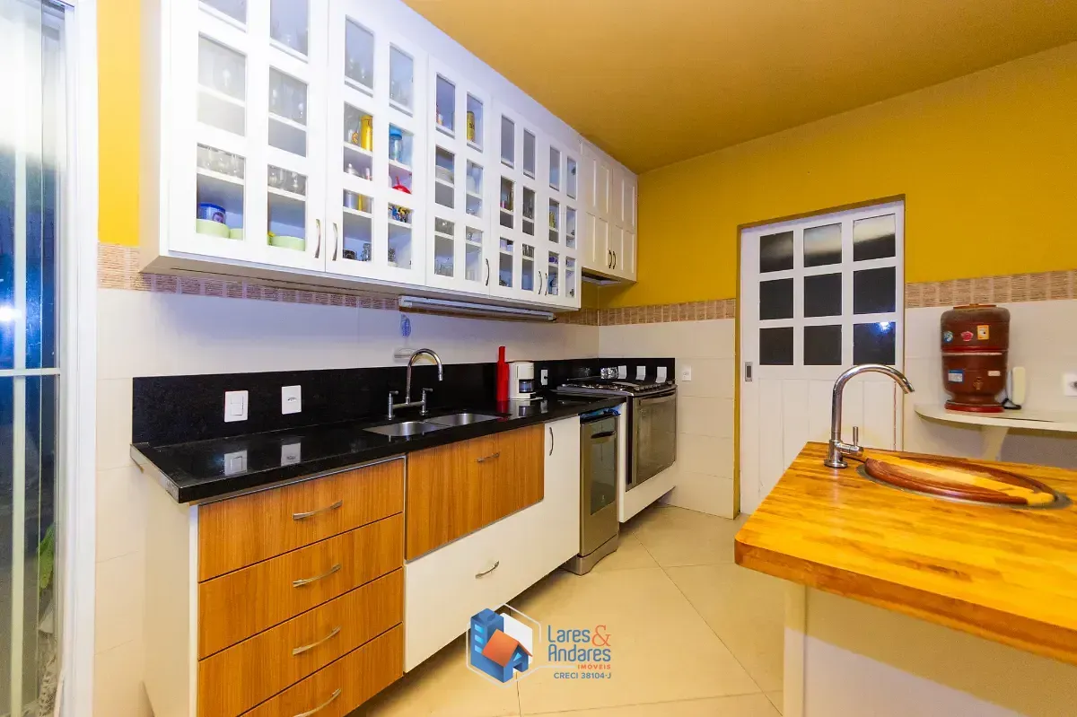 Imagem Casa para venda em Vila Cordeiro com 3 quartos, sendo 3 suítes, 255m²