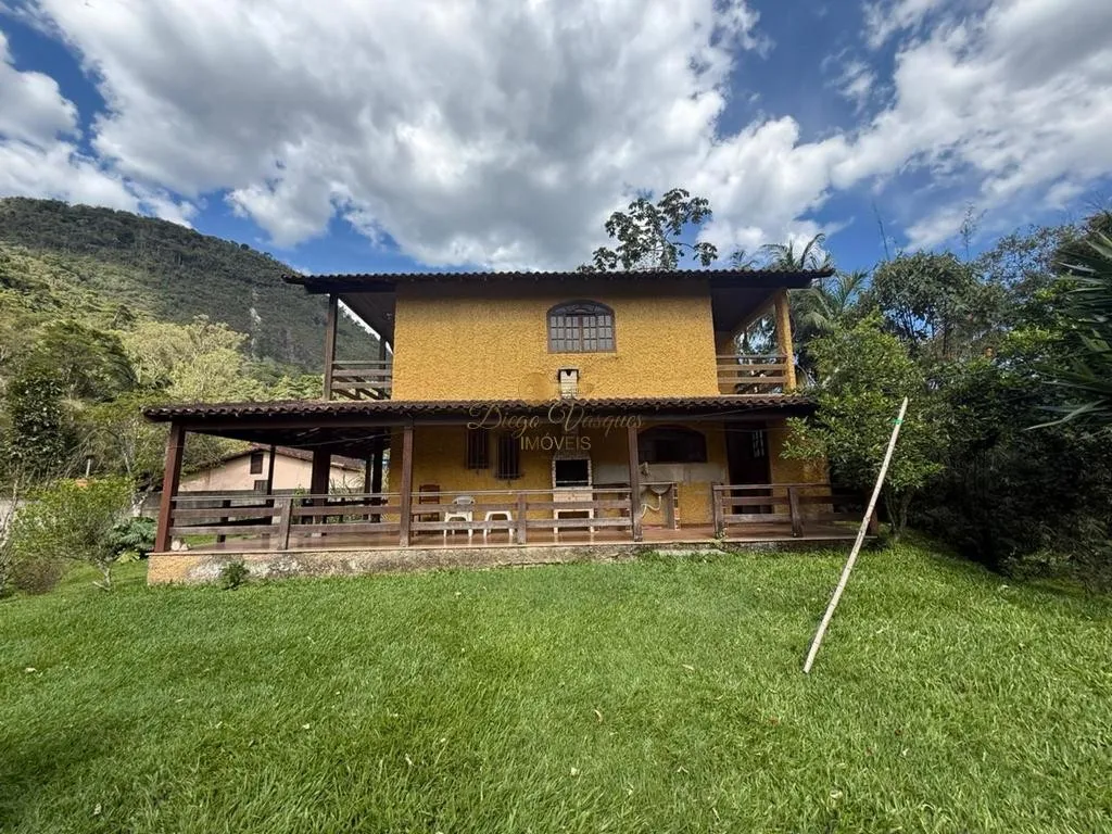 Imagem Casa para Venda em Teresópolis / RJ no bairro Canoas