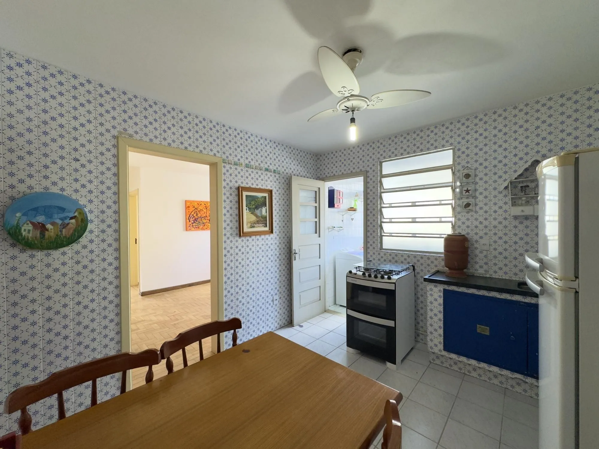 Imagem Apartamento amplo de 2 dormitório ao lado do Mãe de Deus e próximo da Orla