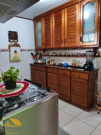 Imagem Casa à venda em Nova Friburgo, Nova Suíça, com 3 quartos, 163m2