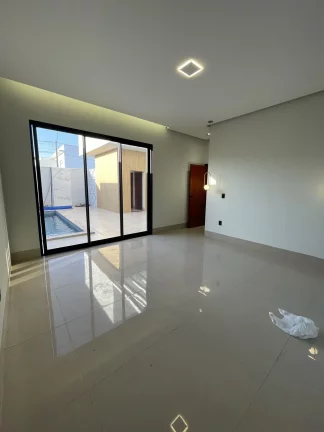 Imagem Casa à venda no bairro Residencial Granville - Goianésia/GO