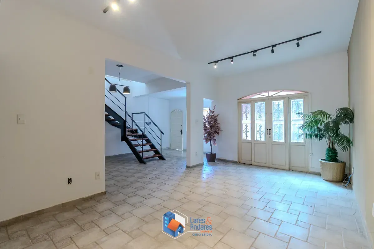 Imagem Casa para venda em Brooklin Paulista com 3 quartos, sendo 2 suítes, 260m²