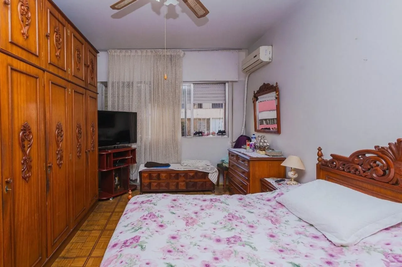 Imagem Apartamento com 171m², 4 dormitórios e 2 vagas no Centro Histórico.