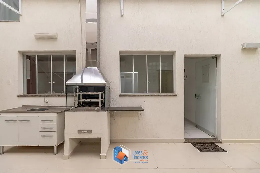 Imagem Casa à venda 3 Quartos 3 Suites 4 Vagas 345M² Indianópolis São Paulo - SP