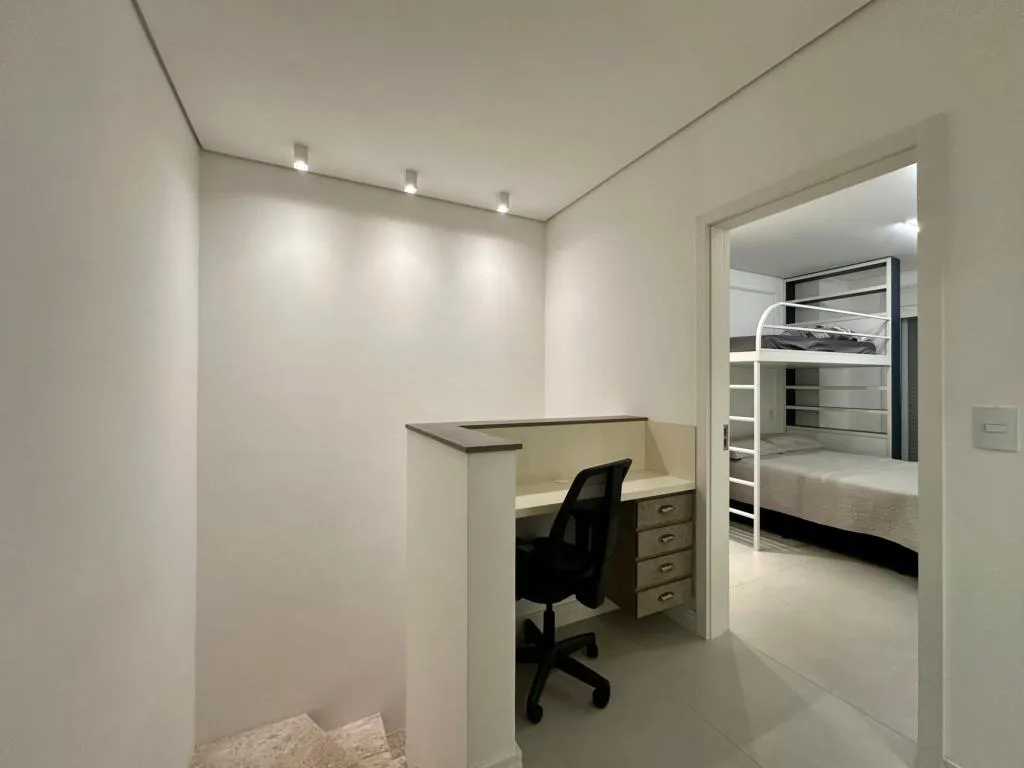 Imagem Casa em Condominio 3 Dormitórios - Bairro Zona Nova
