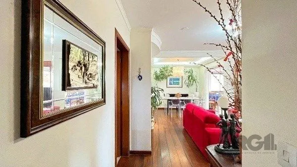Imagem Apartamento com 3 Dormitórios, Suíte e Sacada e 1 vaga - 115m² - Petrópolis
