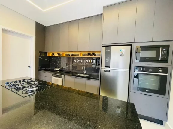 Imagem VENDE-SE ÓTIMA CASA SOBRADO NO CENTRO DE FRANCA