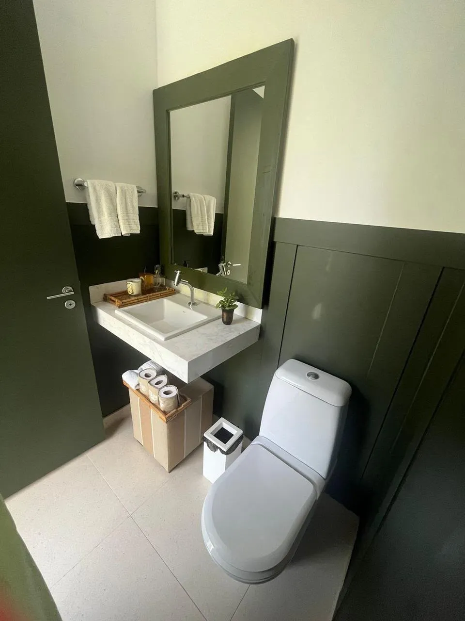 Imagem Casa de luxo à venda na Fazenda Boa Vista com 5 suítes, 500 m², projeto de Gui Mattos, hidromassagem e integração com a natureza