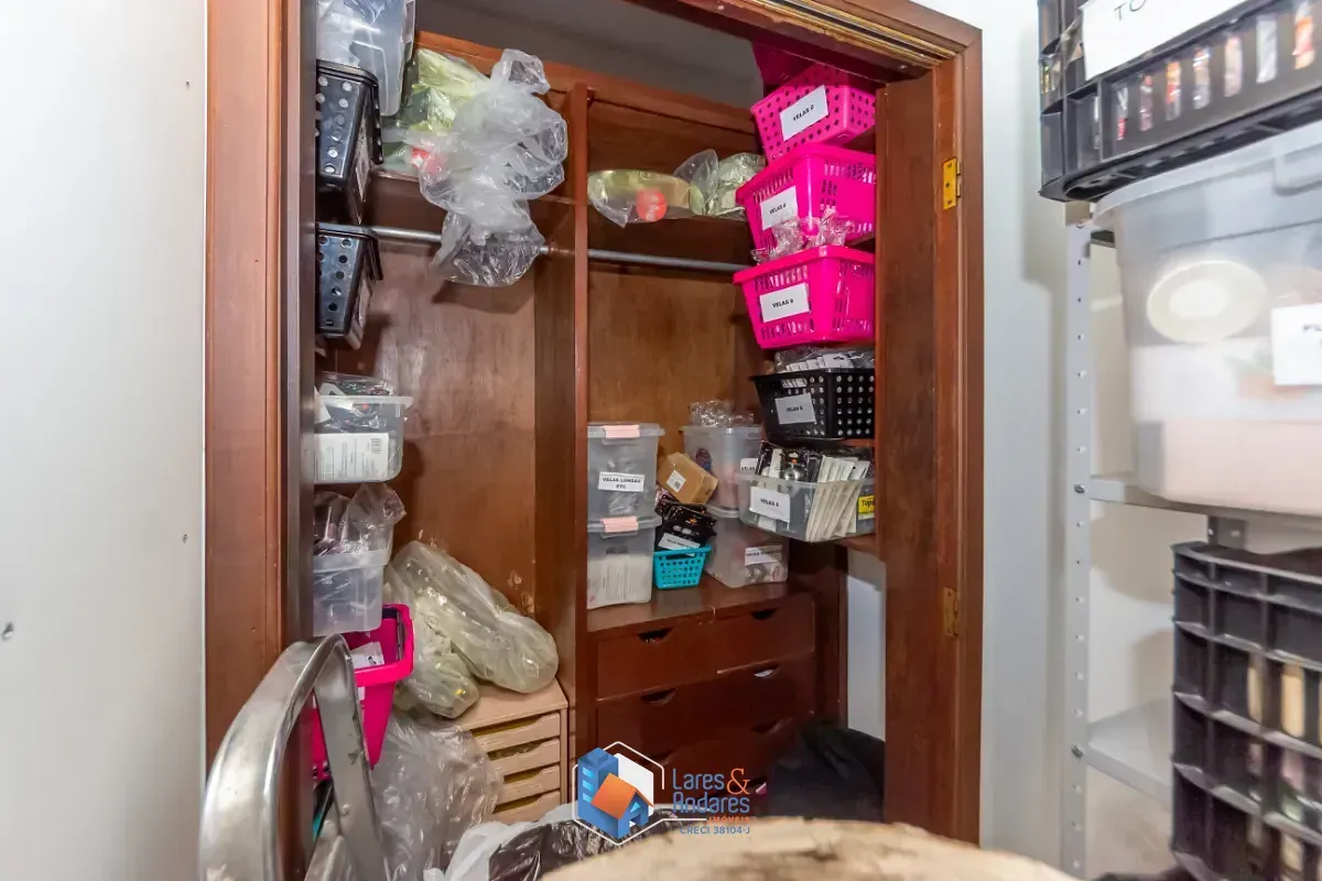 Imagem Casa de vila para venda em Vila Elvira com 3 quartos, sendo 1 suíte, 150m²