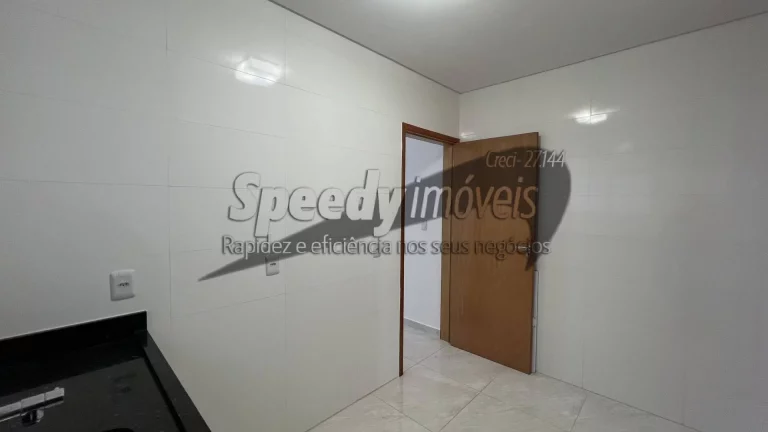 Imagem Casa em Santos para venda, Sobreposta bairro Embaré.