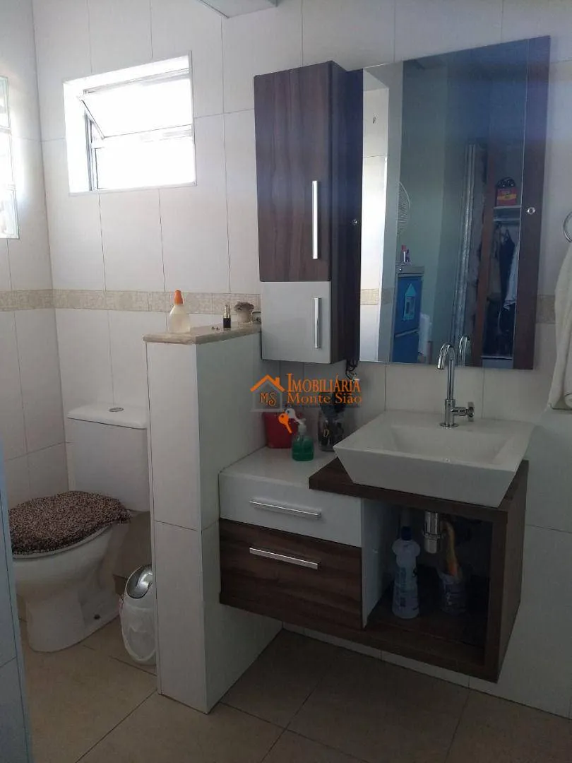 Imagem Sobrado com 3 dormitórios à venda, 245 m² por R$ 424.000,00 - Jardim Santa Lídia - Guarulhos/SP
