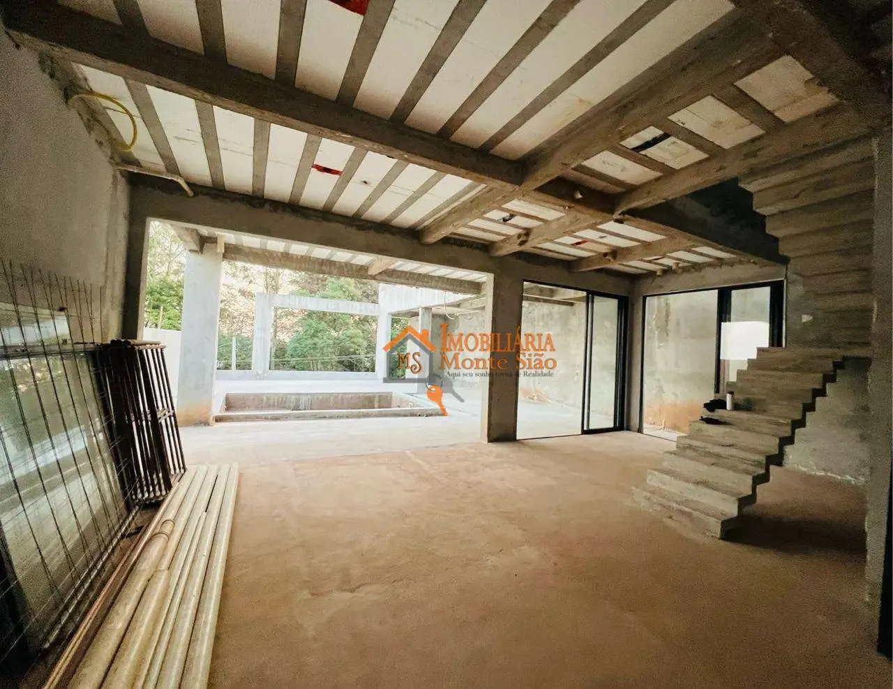 Imagem Casa com 3 dormitórios à venda, 300 m² por R$ 2.390.000,00 - Mogi Moderno - Mogi das Cruzes/SP