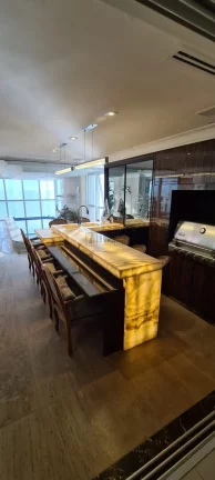 Imagem Apartamento alto padrão frente mar em Balneário Camboriú.