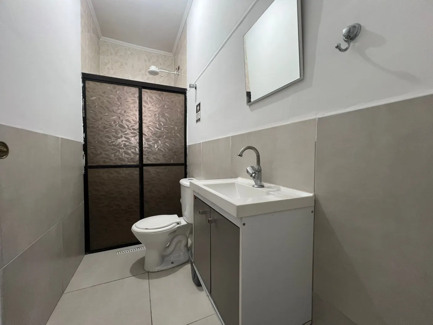 Imagem Casa para Venda em Praia Grande, Maracanã, 2 dormitórios, 1 suíte, 1 banheiro, 2 vagas