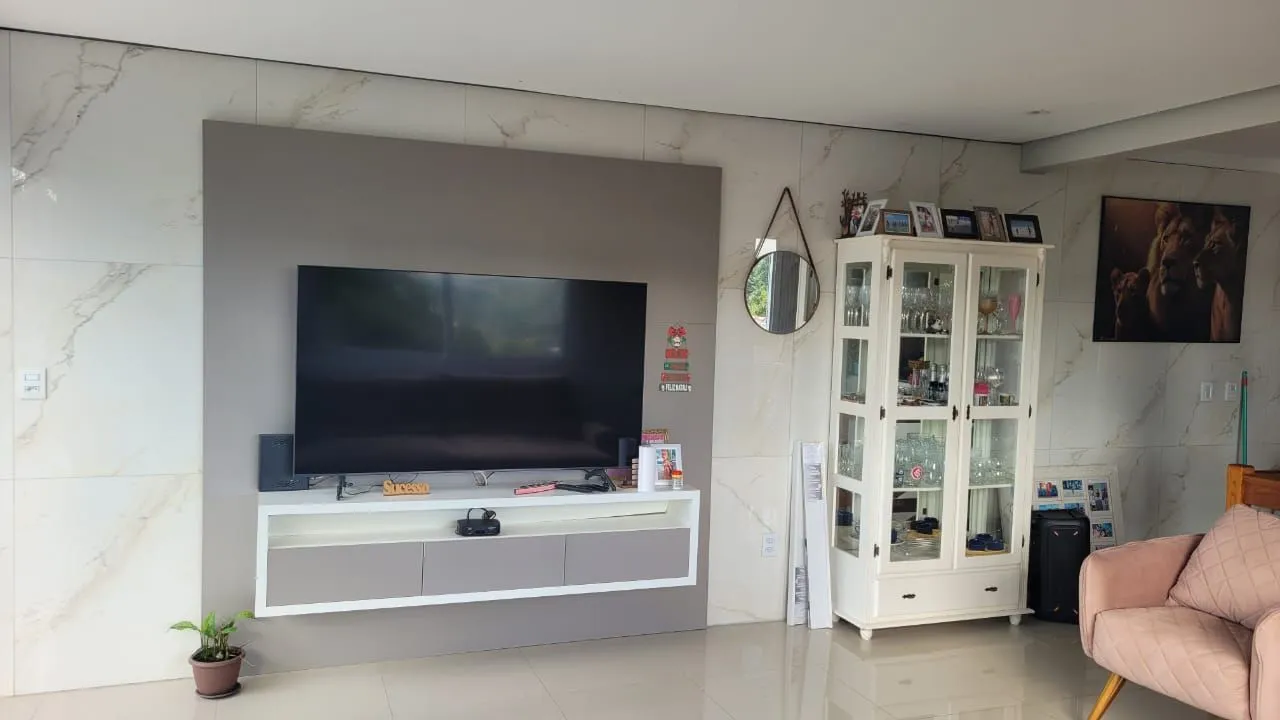 Imagem Sobrado de Alto Padrão na Vila Nova - 3 Dormitórios e 170 m² de Conforto e Estilo!