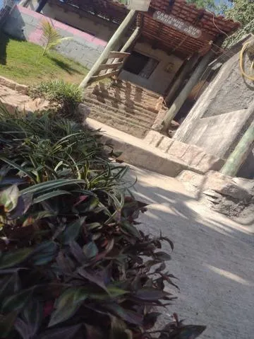 Imagem VENDA DE CASA NO TUPÃ ARUJÁ/SP, com 370m² sendo 2 casas, 03 dormitórios, sala, 02 cozinhas, 02 banheiros, área de lazer c/ churrasqueira. CONSULTE-NOS