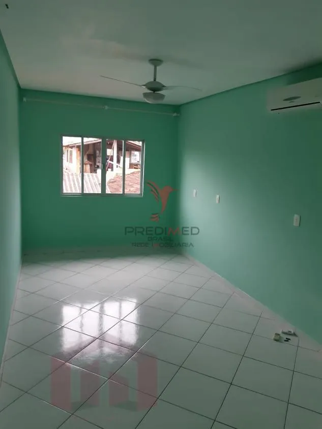 Imagem CASA A VENDA EM PALHOÇAS SC, COM 04 DORMITÓRIOS UM SUÍTE , VALOR R$ 889.000.00