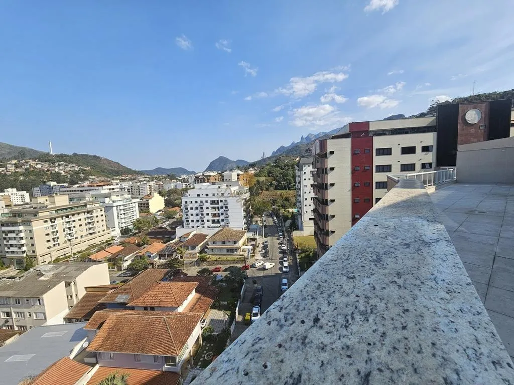 Imagem Cobertura para Venda em Teresópolis / RJ no bairro Agriões