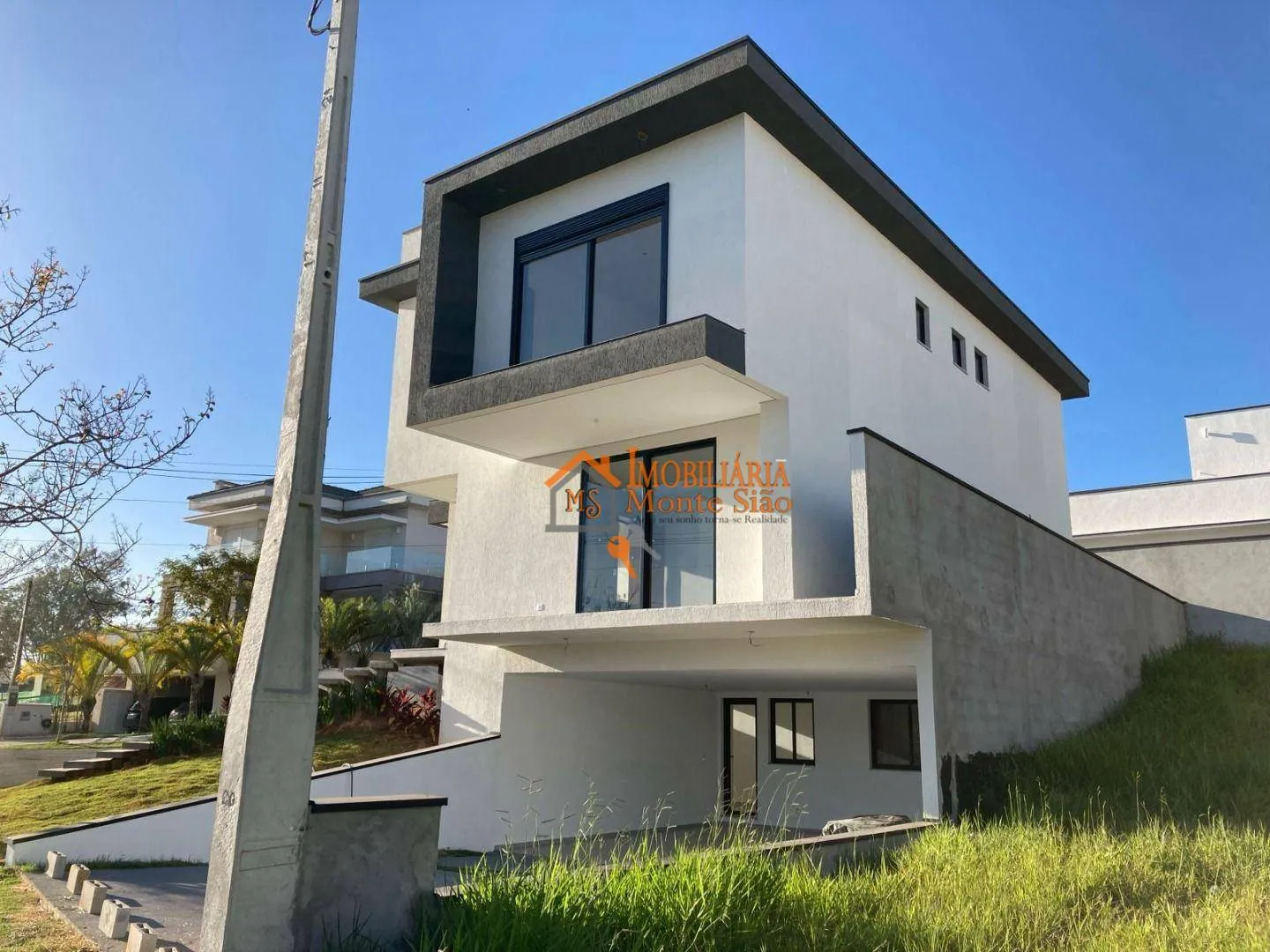Imagem Sobrado com 4 dormitórios à venda, 342 m² por R$ 2.770.000,00 - Jardim São Pedro - Mogi das Cruzes/SP