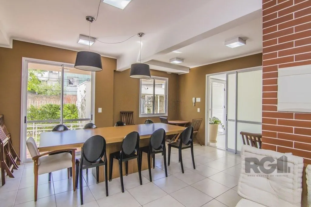 Imagem Apartamento 50m² - 2 dormitórios e 1 vaga no bairro Partenon