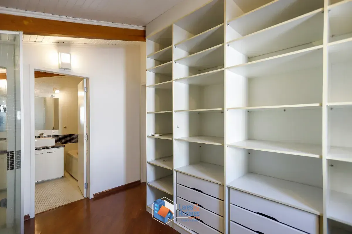 Imagem Casa para venda em Sumaré com 3 quartos, sendo 1 suíte, 359m²