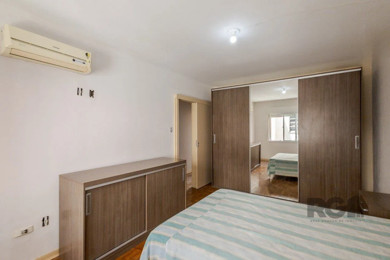 Imagem Apartamento de 3 quartos no bairro Cidade Baixa em Porto Alegre