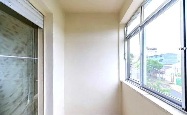 Imagem Apartamento na Medianeira de 2 dormitórios e vaga DESOCUPADO