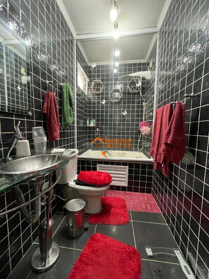 Imagem Sobrado com 3 dormitórios à venda, 200 m² por R$ 689.000,00 - Jardim Vila Galvão - Guarulhos/SP