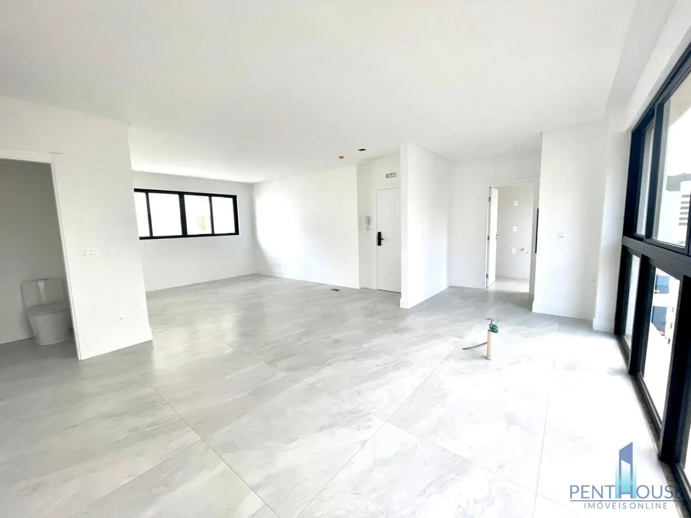 Imagem Apartamento Zona Central para Venda em Balneário Camboriú, PIONEIROS, 3 dormitórios, 3 suítes, 4 banheiros, 2 vagas